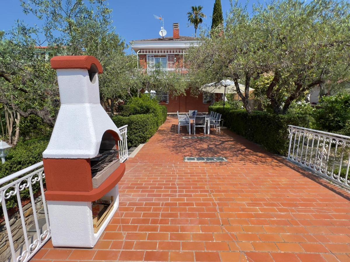 Villa La Rodina Diano Marina Exterior photo